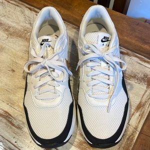 Nike Women’s Air Max SC